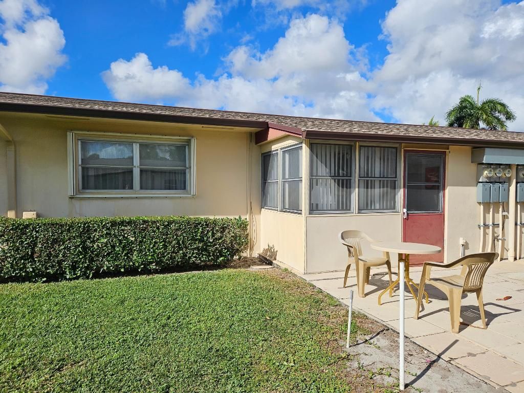 2950 Crosley Drive E, Unit D, West Palm Beach, FL 33415 Photo