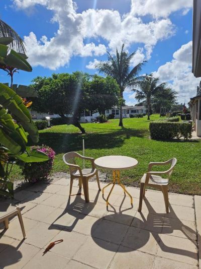2950 Crosley Drive E, Unit D, West Palm Beach, FL 33415 Photo