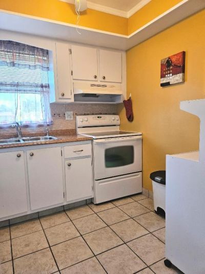 2950 Crosley Drive E, Unit D, West Palm Beach, FL 33415 Photo