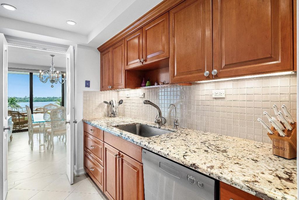 2784 S Ocean Boulevard, Unit 303e, Palm Beach, FL 33480 Photo