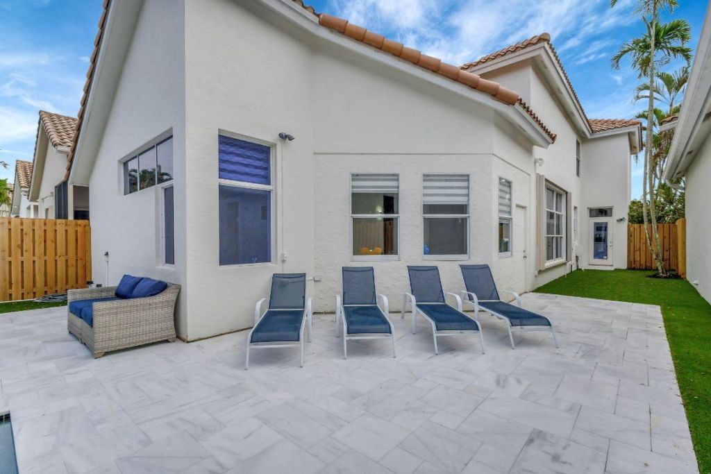 6631 NW 25th Avenue, Boca Raton, FL 33496 Photo