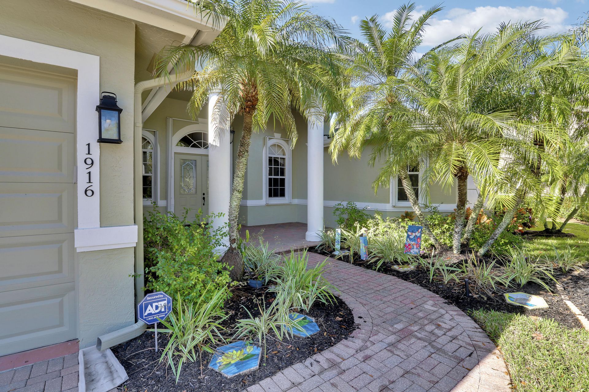 1916 SW Wabeek Place, Palm City, FL 34990 Photo