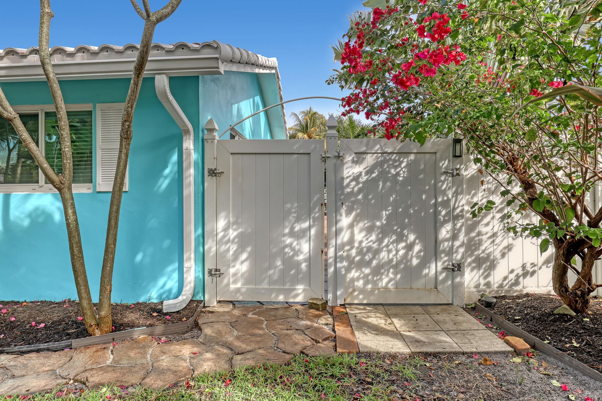 1890 SW 59th Avenue Sw, Plantation, FL 33317 Photo