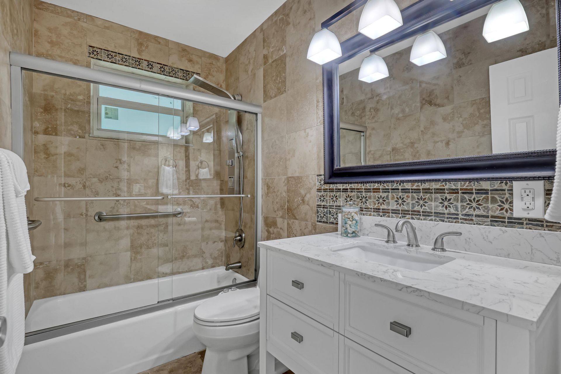 1890 SW 59th Avenue Sw, Plantation, FL 33317 Photo