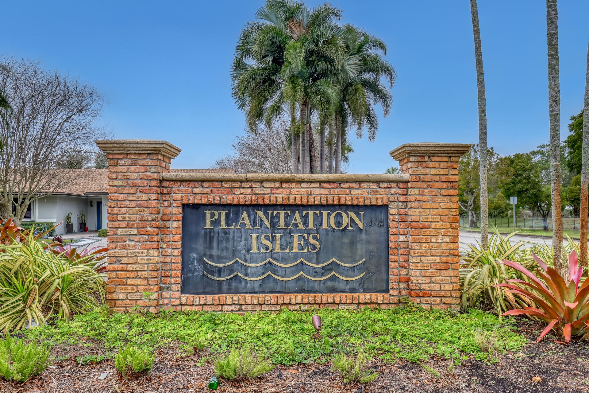 1890 SW 59th Avenue Sw, Plantation, FL 33317 Photo