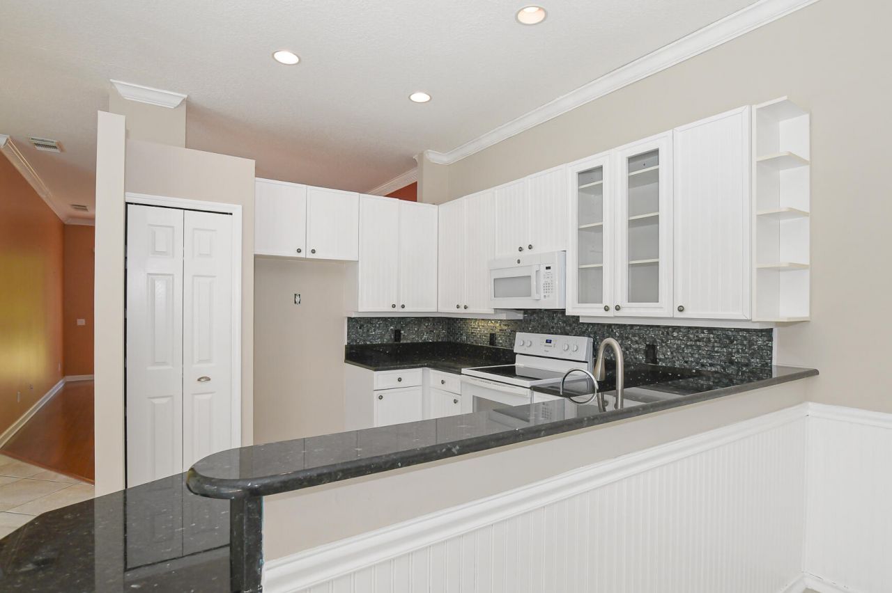 709 SW Saint Vincent Cove, Port Saint Lucie, FL 34986 Photo