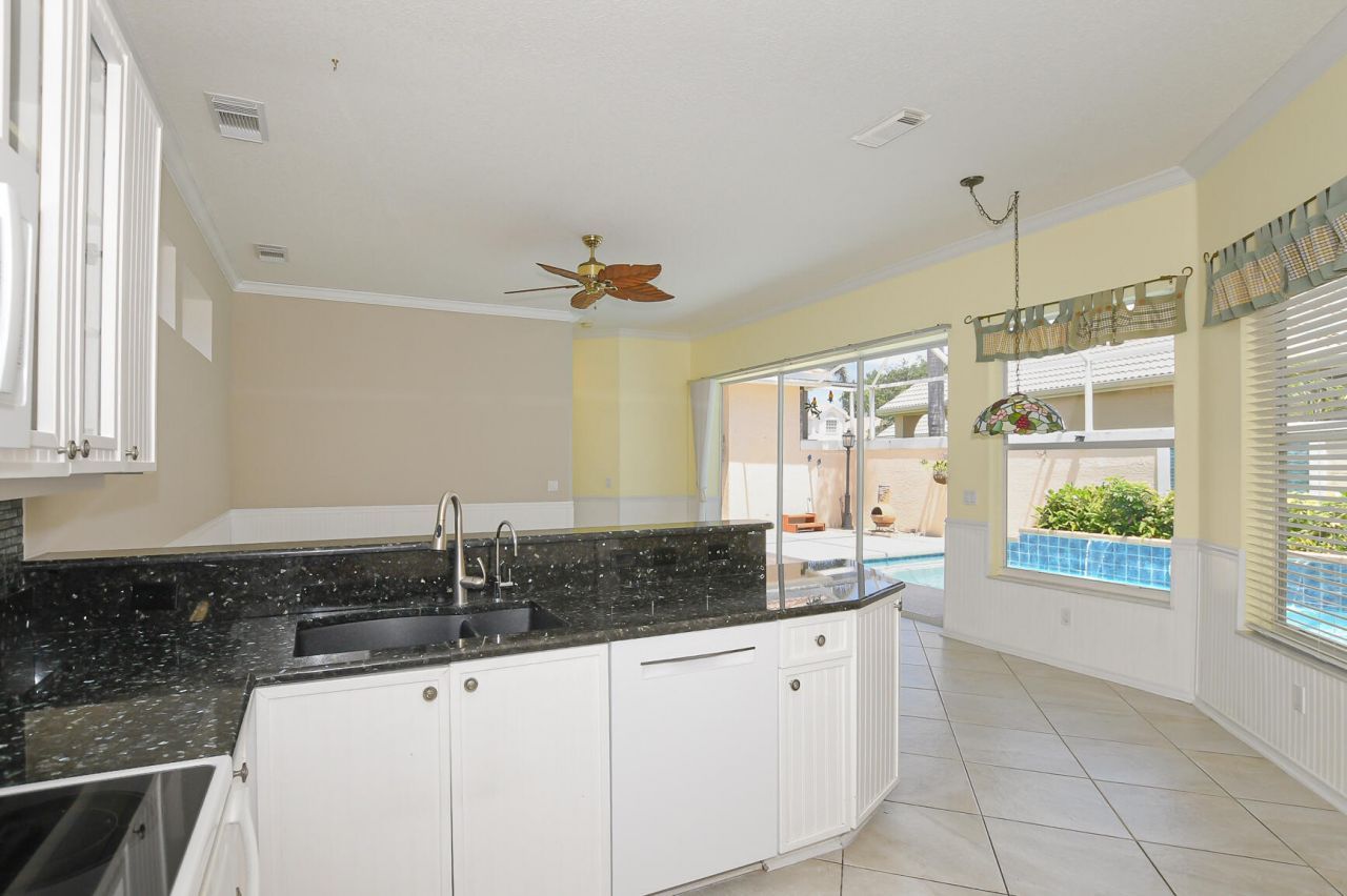 709 SW Saint Vincent Cove, Port Saint Lucie, FL 34986 Photo