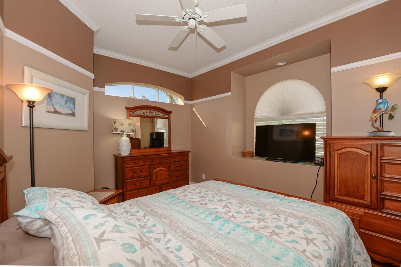 709 SW Saint Vincent Cove, Port Saint Lucie, FL 34986 Photo