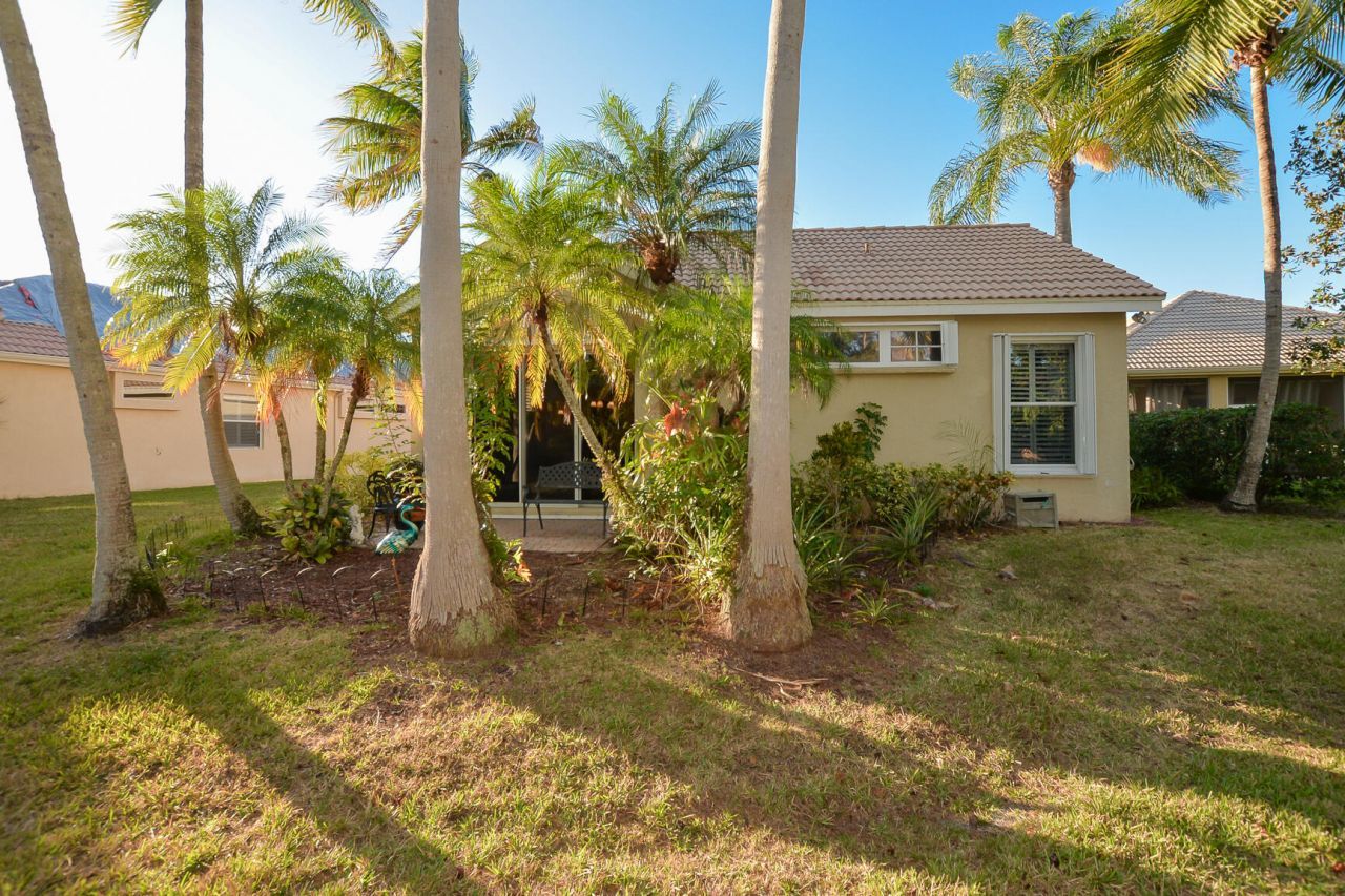 709 SW Saint Vincent Cove, Port Saint Lucie, FL 34986 Photo