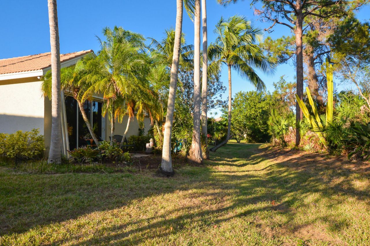 709 SW Saint Vincent Cove, Port Saint Lucie, FL 34986 Photo