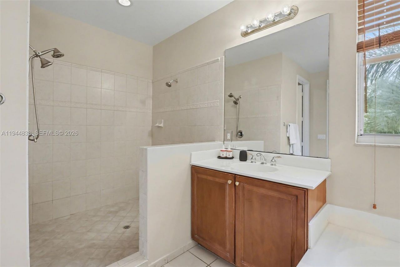 11606 Hibbs Grove Dr, Cooper City, FL 33330 Photo