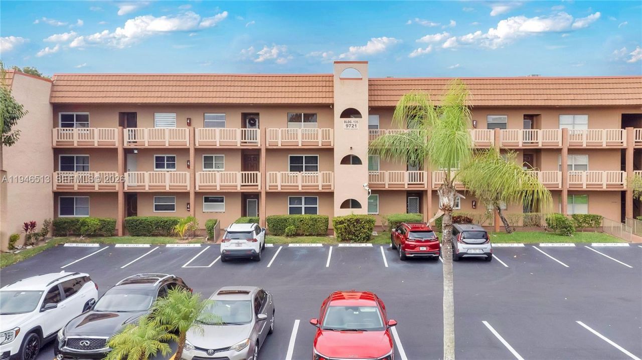 9721 Sunrise Lakes Blvd , Unit 201, Sunrise, FL 33322 Photo