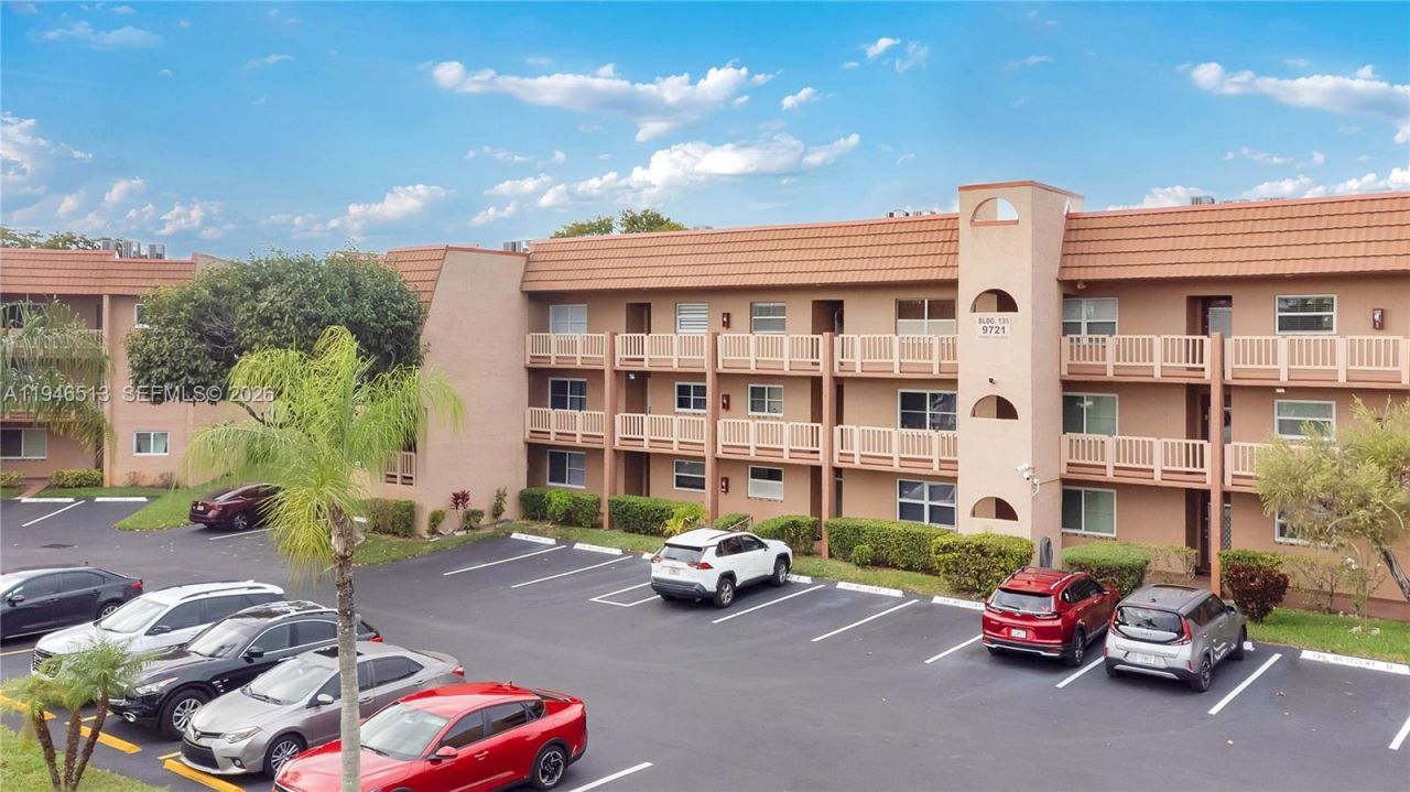 9721 Sunrise Lakes Blvd , Unit 201, Sunrise, FL 33322 Photo