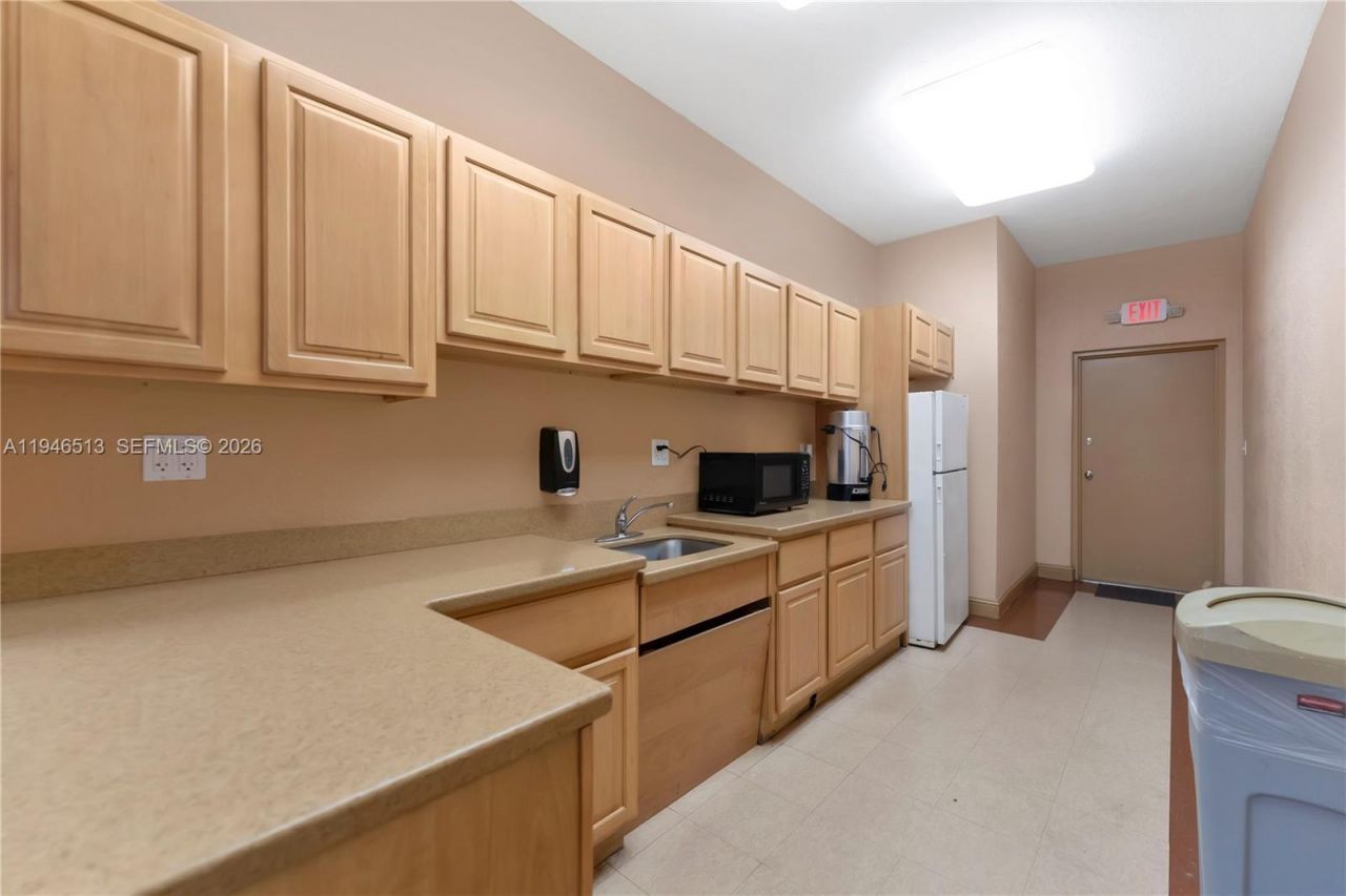9721 Sunrise Lakes Blvd , Unit 201, Sunrise, FL 33322 Photo