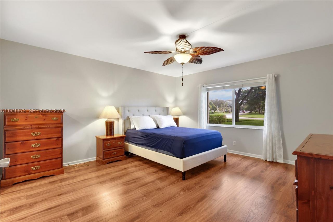 12850 SW 4th Ct, Unit 115I, Pembroke Pines, FL 33027 Photo