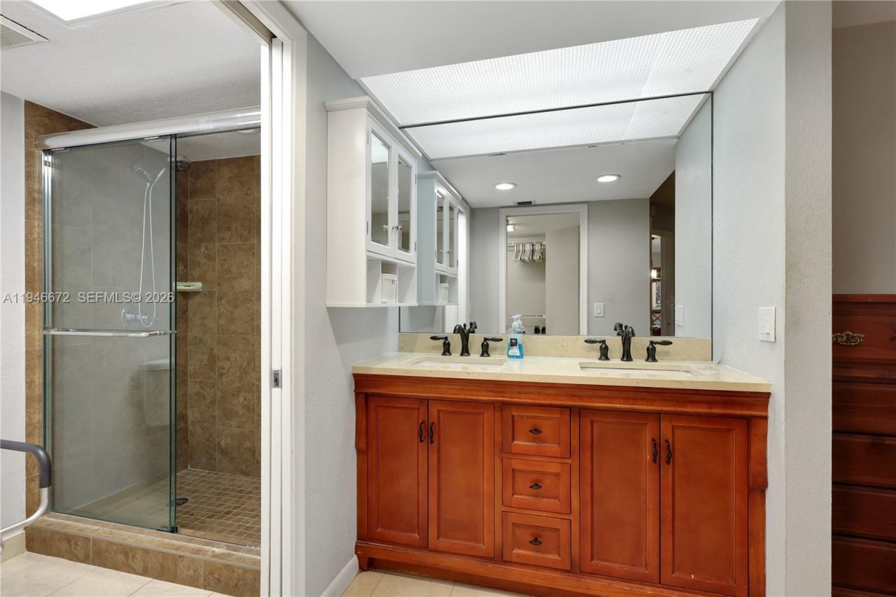 12850 SW 4th Ct, Unit 115I, Pembroke Pines, FL 33027 Photo