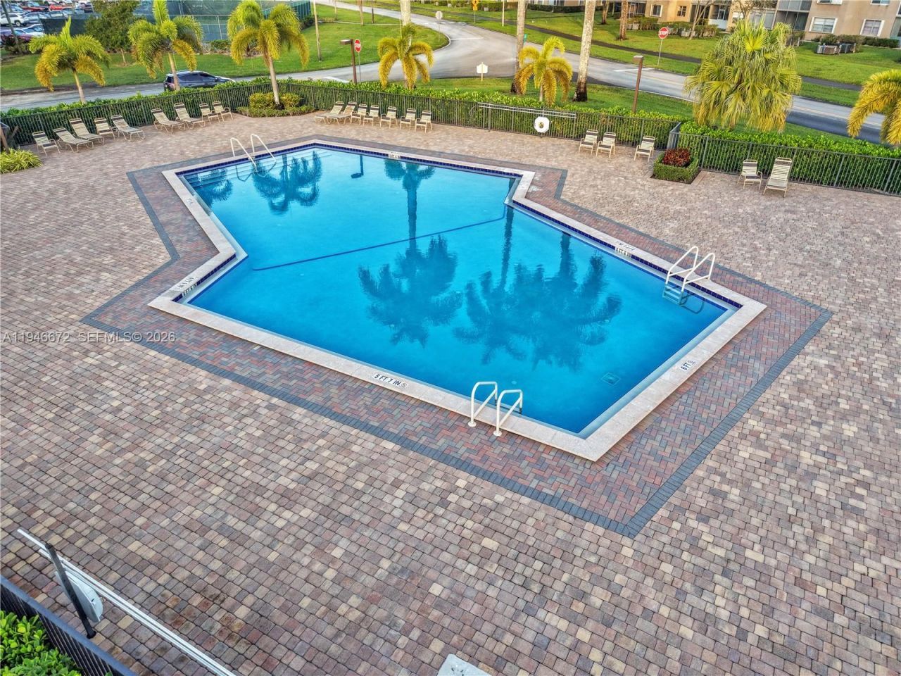 12850 SW 4th Ct, Unit 115I, Pembroke Pines, FL 33027 Photo