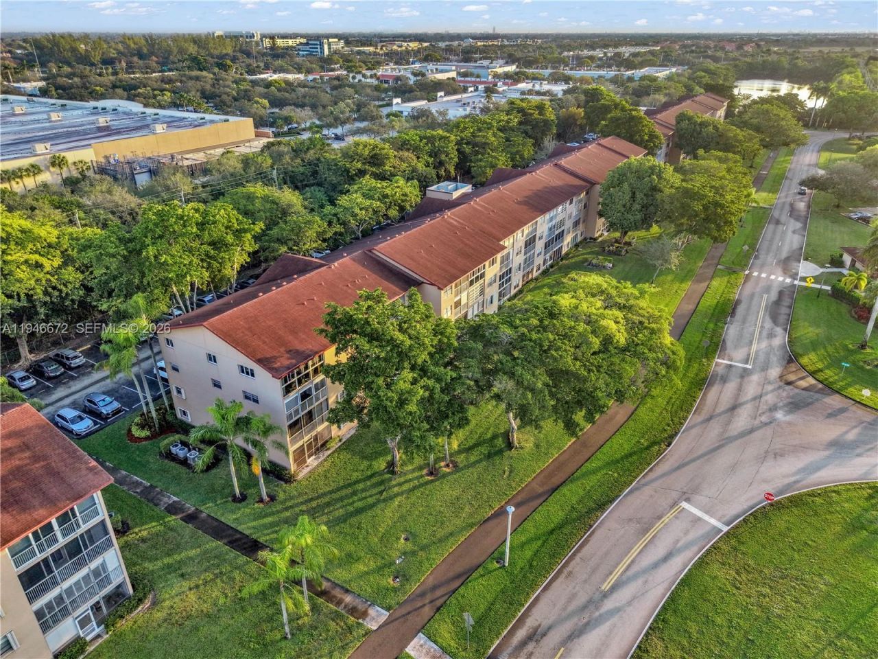 12850 SW 4th Ct, Unit 115I, Pembroke Pines, FL 33027 Photo