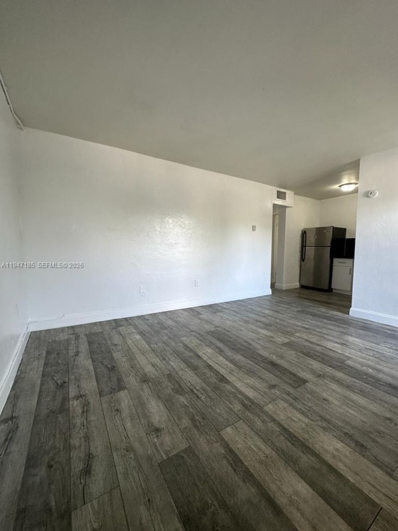 1545 NW 8th Ave , Unit 304, Miami, FL 33136 Photo