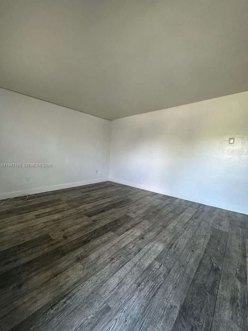 1545 NW 8th Ave , Unit 304, Miami, FL 33136 Photo