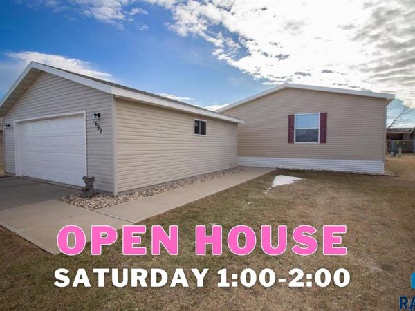 5652 W Meridian Pl, Sioux Falls, SD 57106