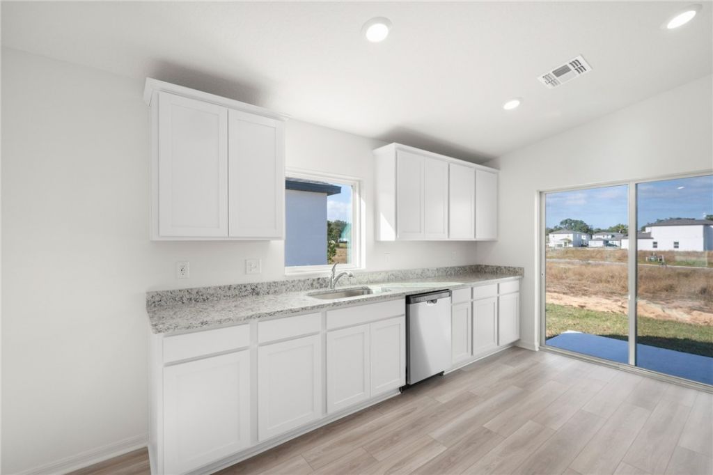 8436 100th Court , Vero Beach, FL 32967 Photo