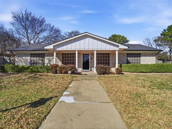 2105 W Shady Grove Road, Irving, TX 75060