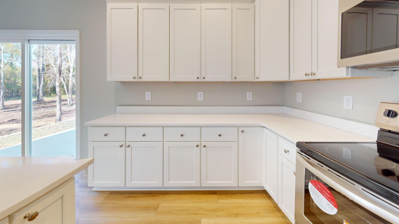 1032 Moen Loop Photo 10