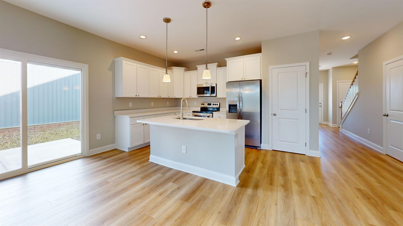 1032 Moen Loop Photo 12