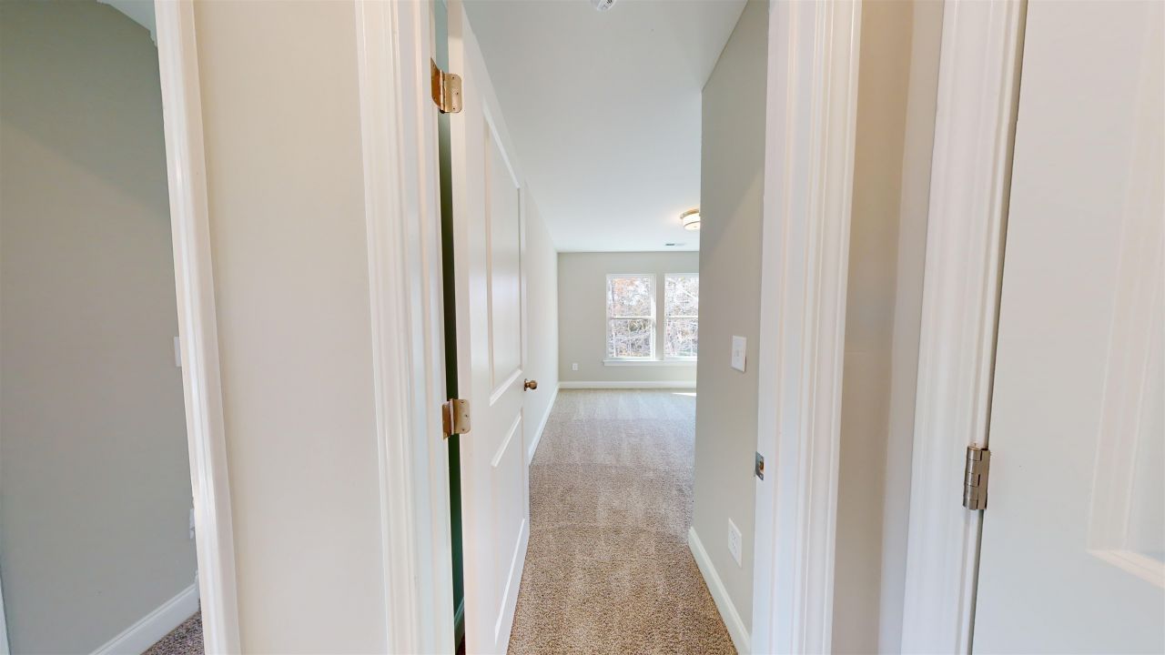 1032 Moen Loop Photo 25