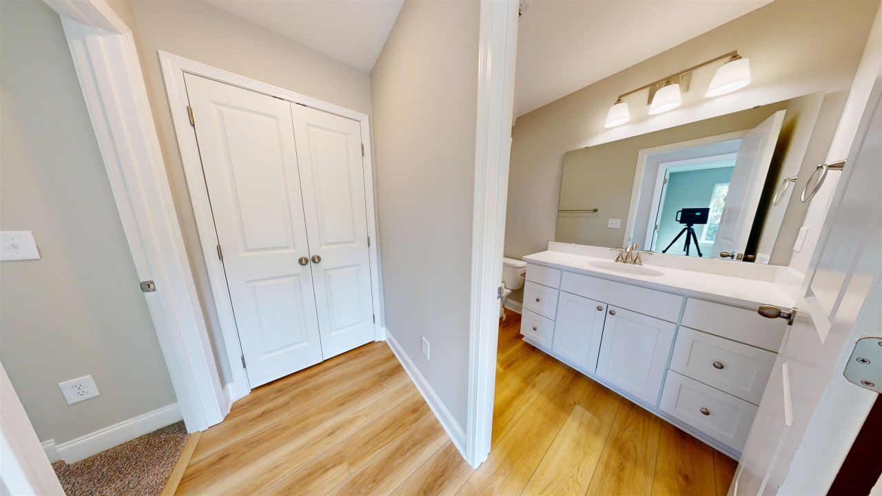 1032 Moen Loop Photo 30