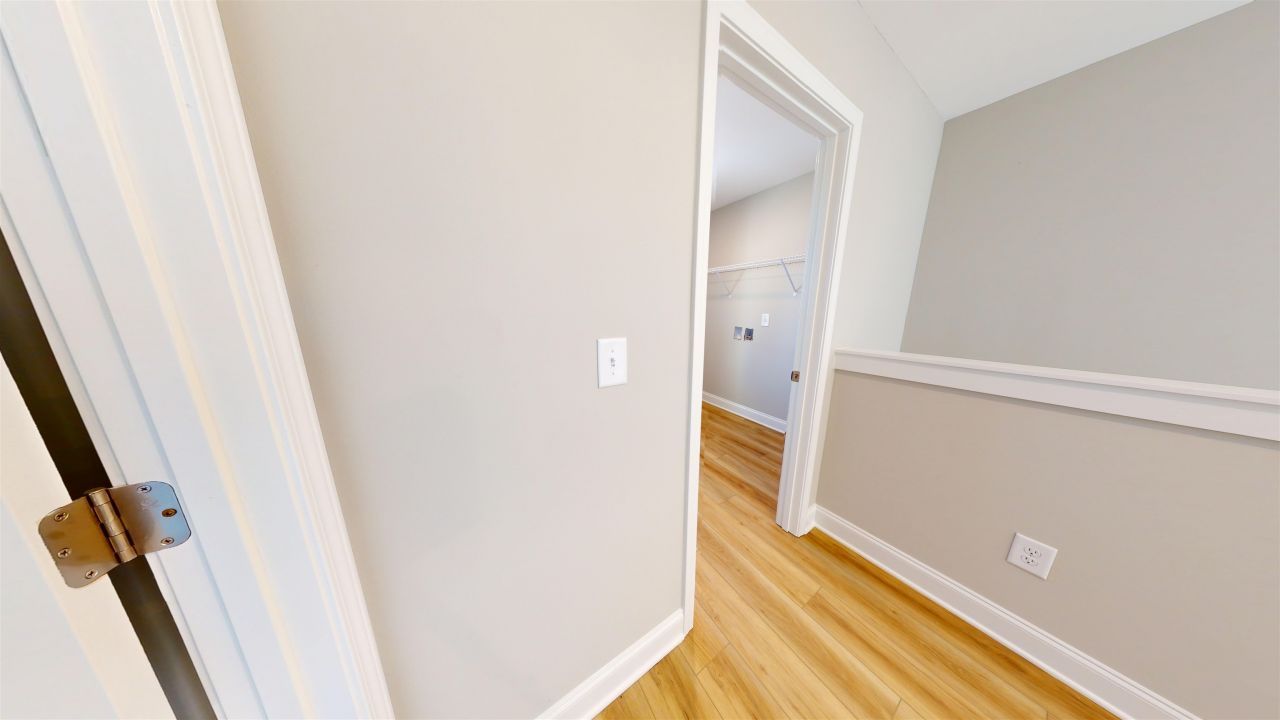 1032 Moen Loop Photo 33