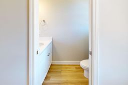 1032 Moen Loop photo 4