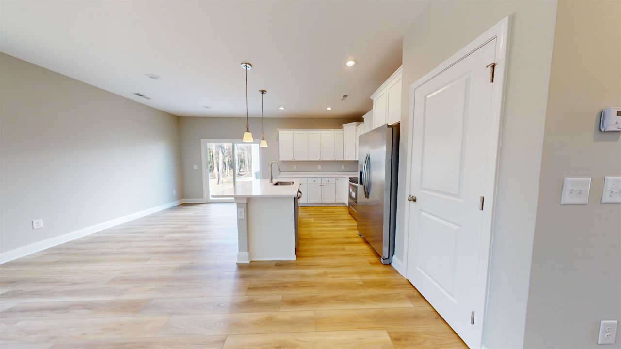 1032 Moen Loop Photo 8