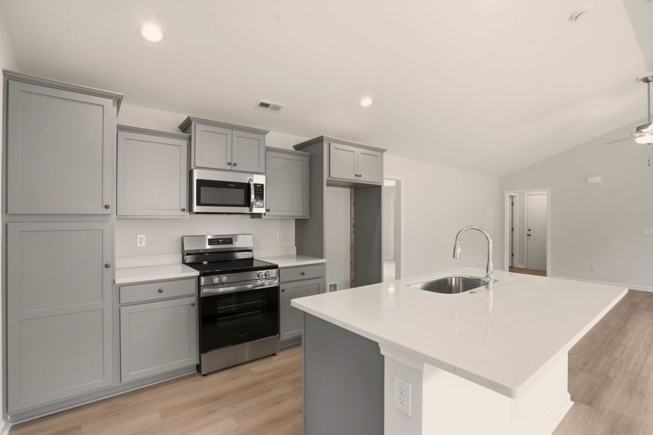 890 Owls Nest Dr. Photo 6