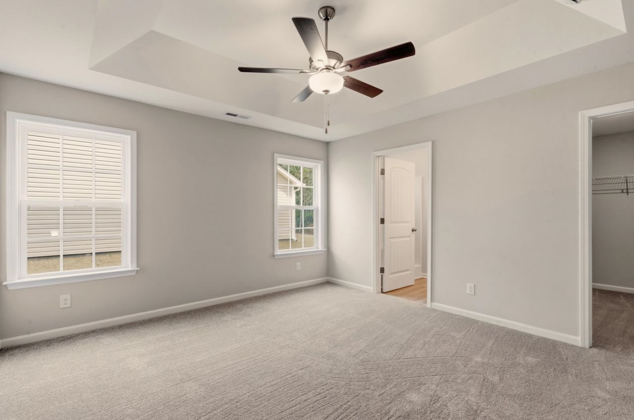 180 Gray Owl Dr. Photo 9