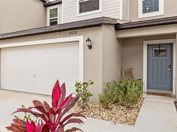 10070 TRUMPET HONEYSUCKLE WAY, WESLEY CHAPEL, FL 33545