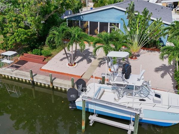6811 GEORGIA AVENUE, BRADENTON, FL 34207