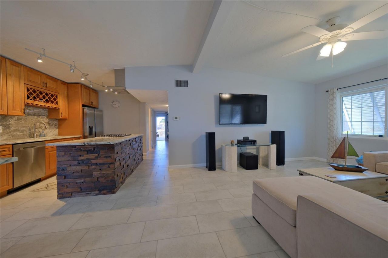 6811 Georgia Avenue, Bradenton, FL 34207 Photo