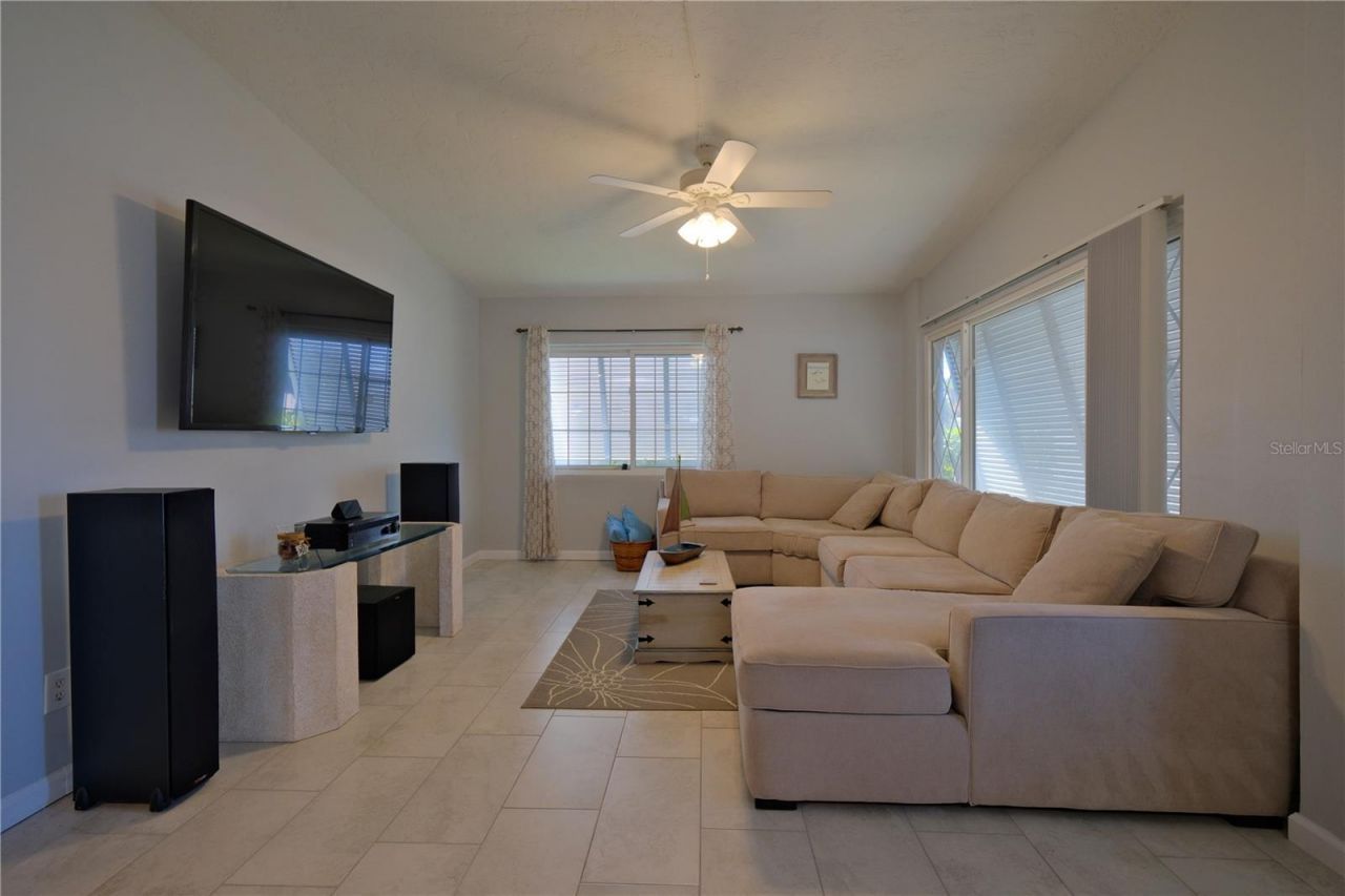 6811 Georgia Avenue, Bradenton, FL 34207 Photo