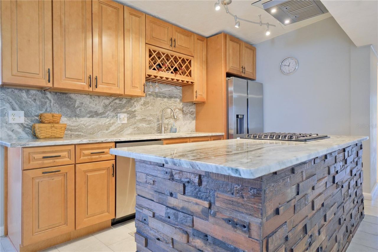 6811 Georgia Avenue, Bradenton, FL 34207 Photo