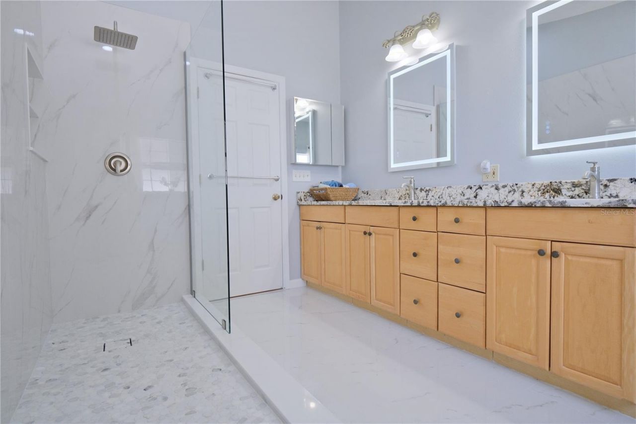6811 Georgia Avenue, Bradenton, FL 34207 Photo