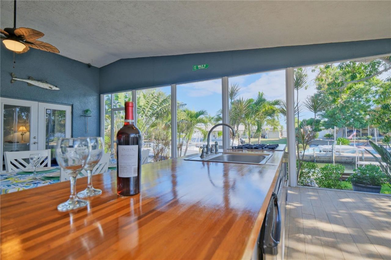 6811 Georgia Avenue, Bradenton, FL 34207 Photo