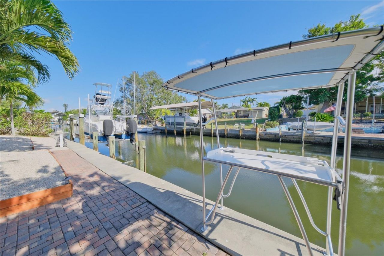 6811 Georgia Avenue, Bradenton, FL 34207 Photo