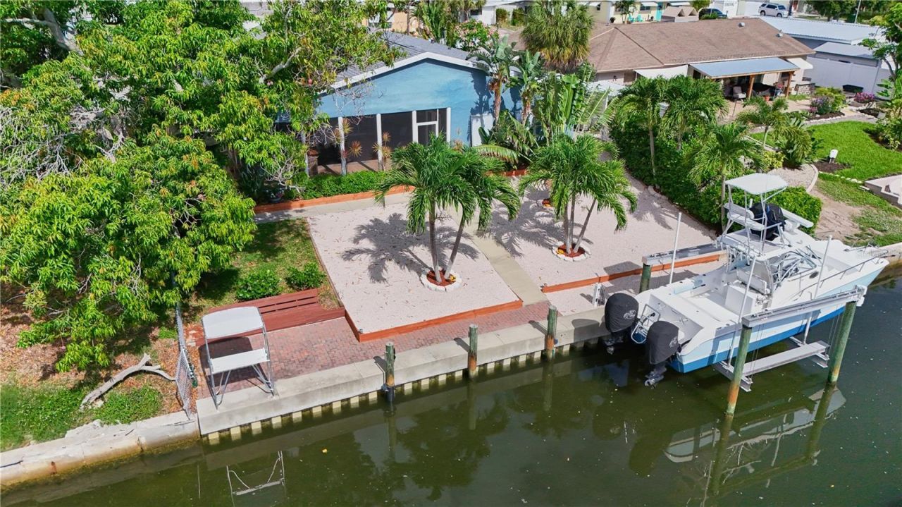 6811 Georgia Avenue, Bradenton, FL 34207 Photo