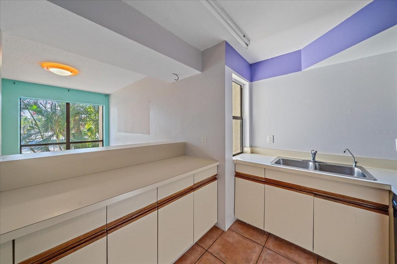 6157 Midnight Pass Road, Unit B12, Sarasota, FL 34242 Photo