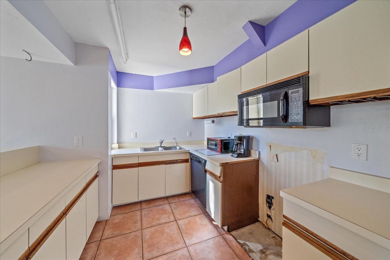 6157 Midnight Pass Road, Unit B12, Sarasota, FL 34242 Photo