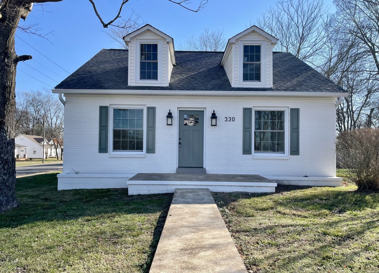 330 Jackson Ave, Lawrenceburg, TN 38464 Main Photo