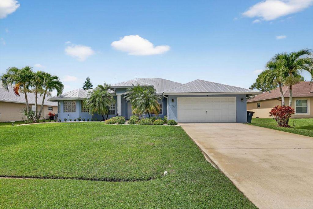 1342 SW Oriole Lane, Port Saint Lucie, FL 34953 Photo