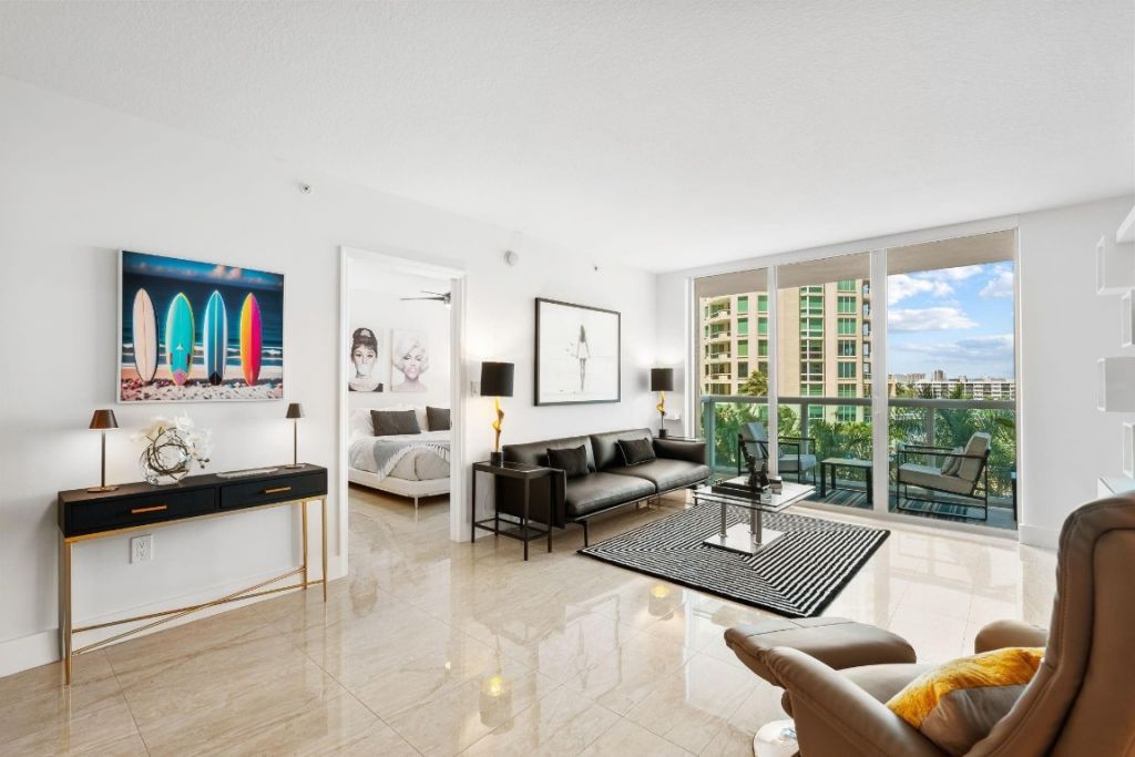 347 N New River Drive, Unit 602, Fort Lauderdale, FL 33301 Photo